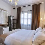 Trilye Bay C *