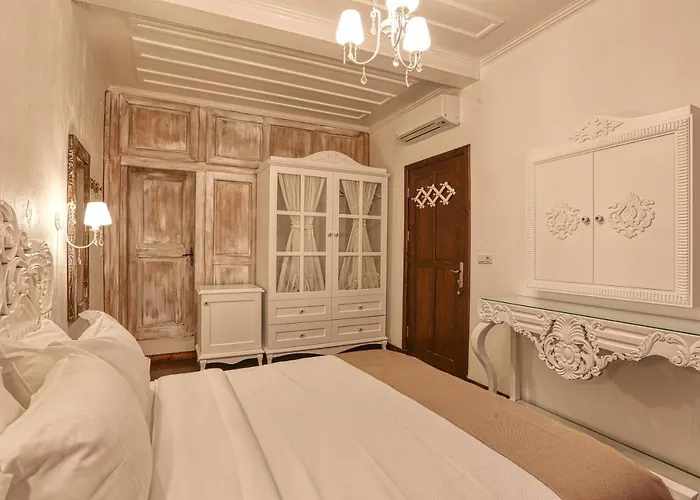 Trilye Bay C Hotel *